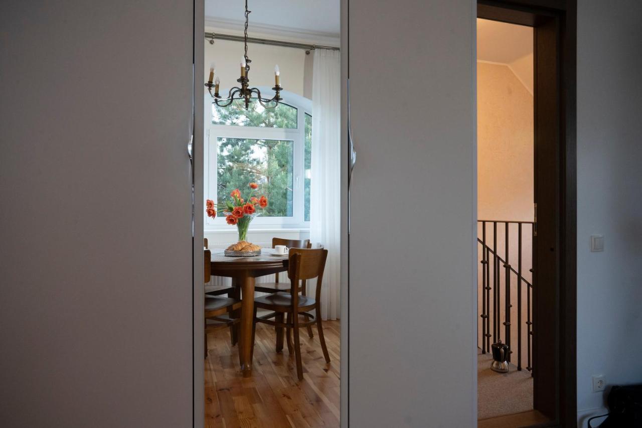 Villa Acacia Kaunas Bagian luar foto