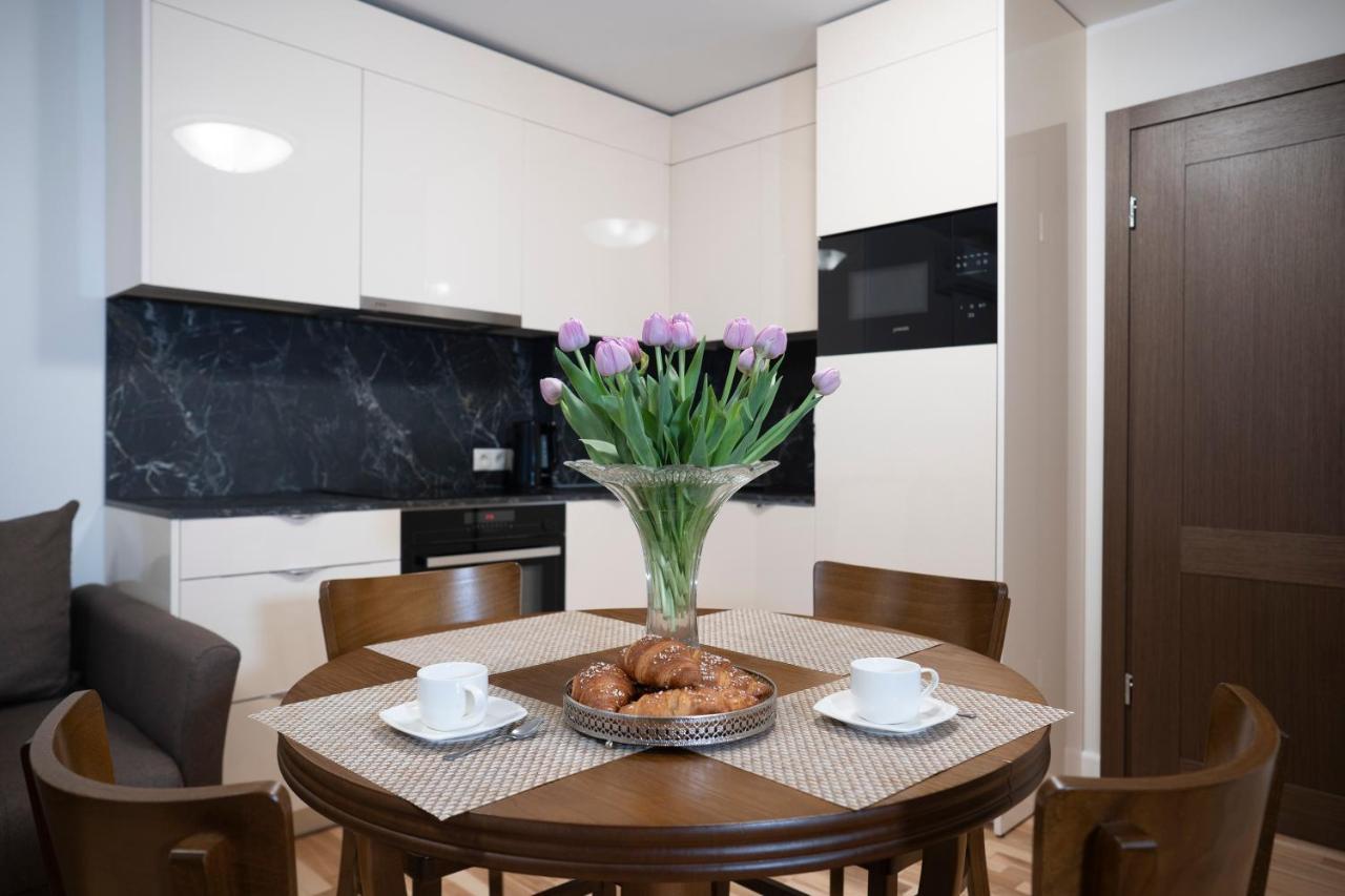 Villa Acacia Kaunas Bagian luar foto